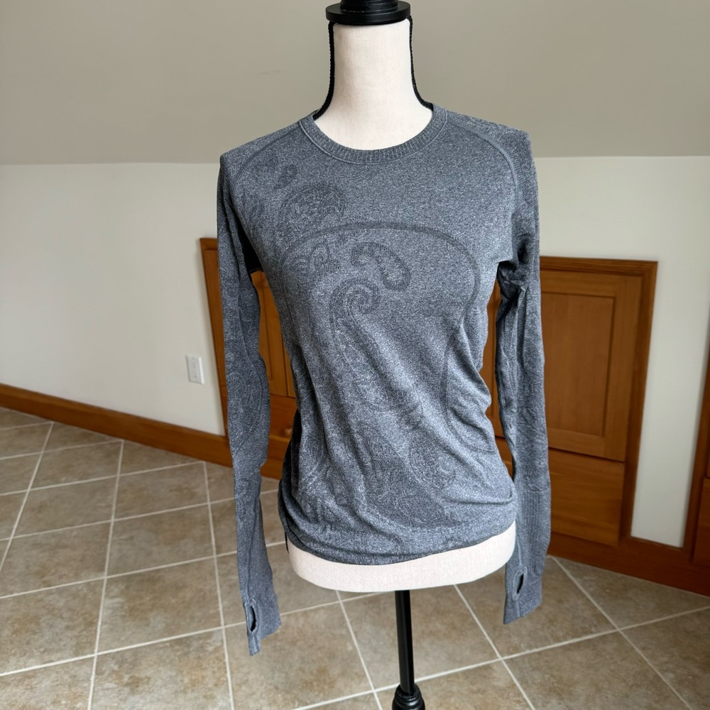 Limited Edition Lululemon Swiftly Tech Long Sleeve
